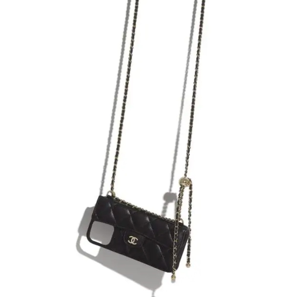 CHANEL 100% Authentic iPhone 12 Pro & 13 Pro Case w Chain & Credit Cards Pocket - Picture 5 of 14